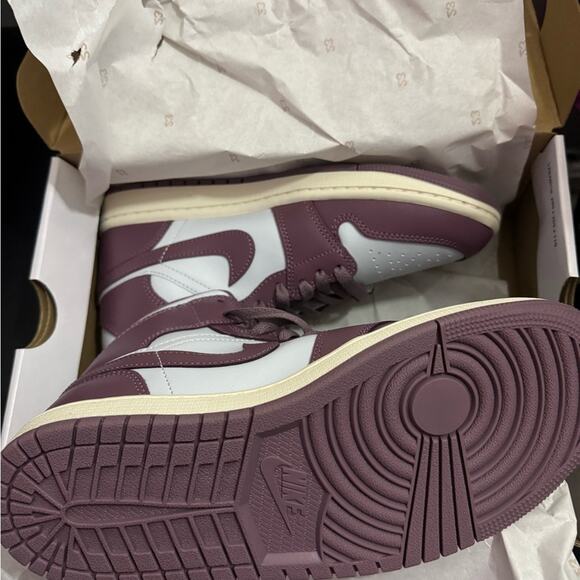 Jordan 1 Mid Pure Platinum Sneakers - Picture 3 of 7